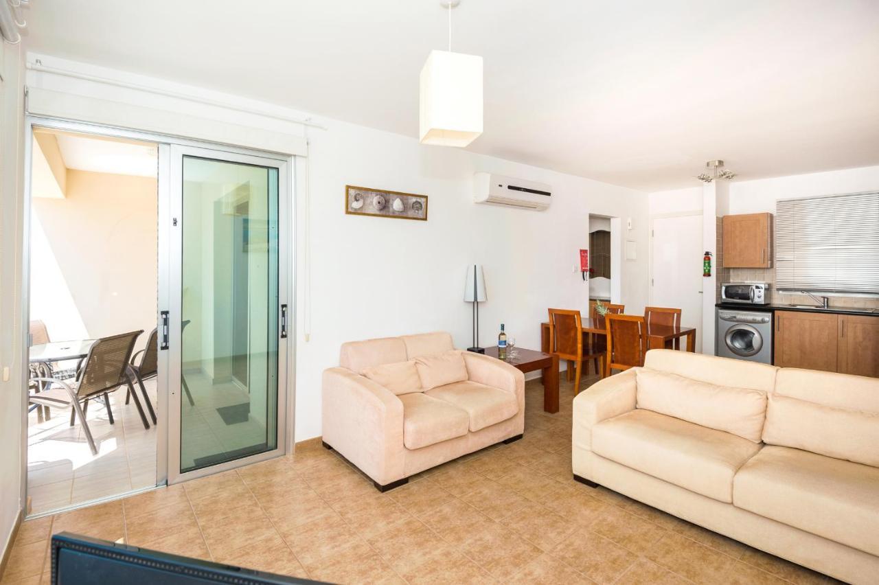 פאראלימני Seabreeze Apartment 200M Away From The Sea מראה חיצוני תמונה