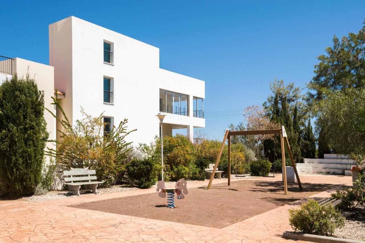 פאראלימני Seabreeze Apartment 200M Away From The Sea מראה חיצוני תמונה