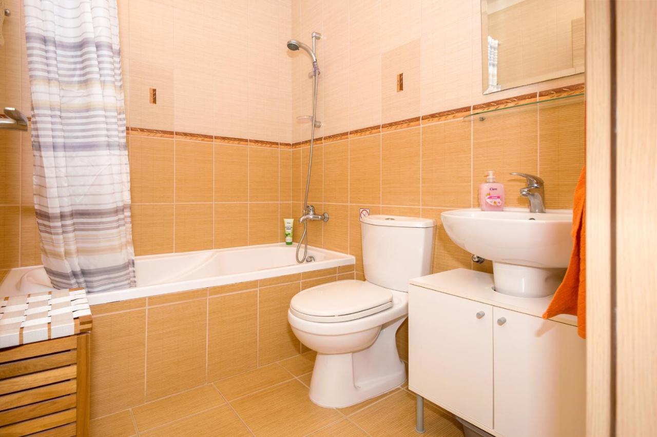 פאראלימני Seabreeze Apartment 200M Away From The Sea מראה חיצוני תמונה
